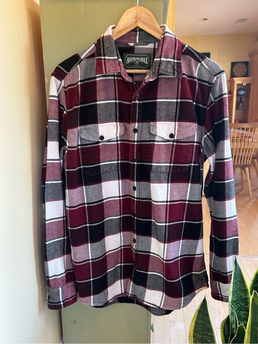 American Eagle Men's Burgundy and Black Plaid Button-Down Shirt Size Medium Tall